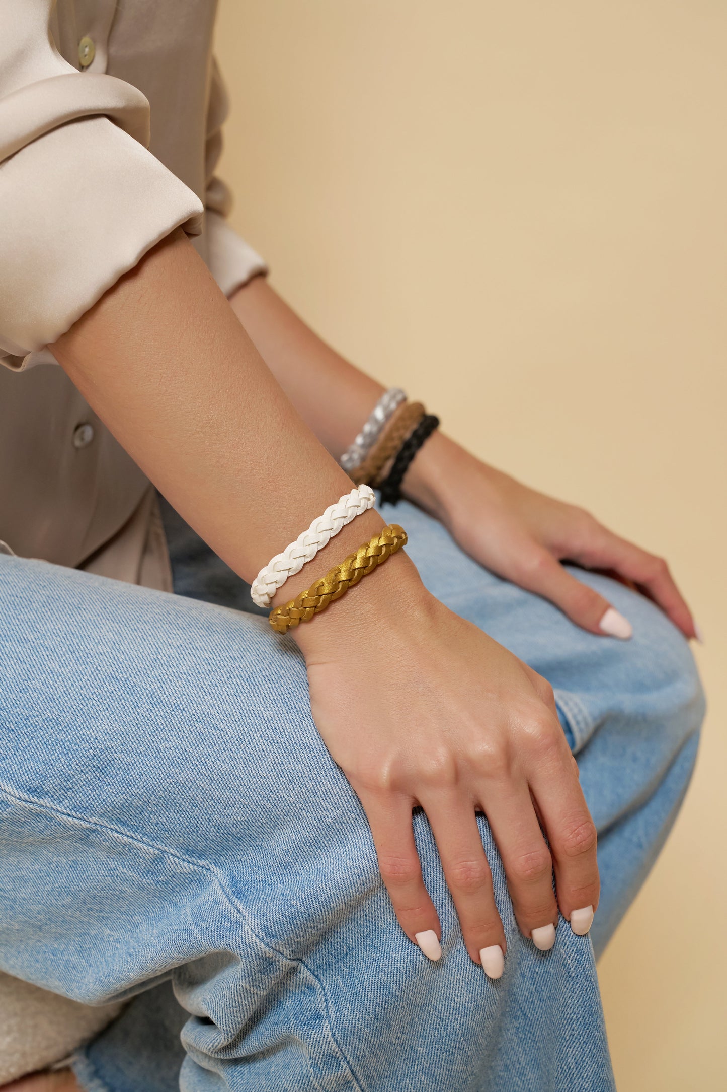 Repellent Bands – Pack of 5 (Black, Brown, White, Gold, Silver)